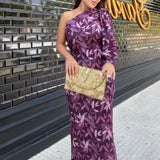 VESTIDO DE UNA MANGA ESTAMPADO MORADO