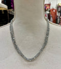 COLLAR BOLITAS GRIS PLATA