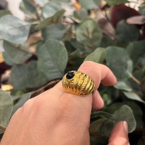 ANILLO RAYADO PIEDRA NEGRA