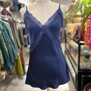 TOP LENCERO AZUL MARINO