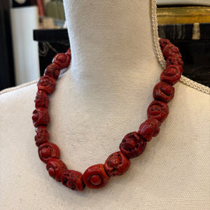 COLLAR DE PIEDRAS VOLCÁNICAS