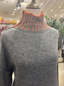 JERSEY GRIS CON PESPUNTE NARANJA