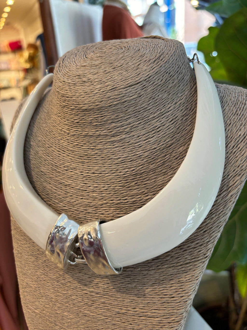 COLLAR COLMILLO PLATA