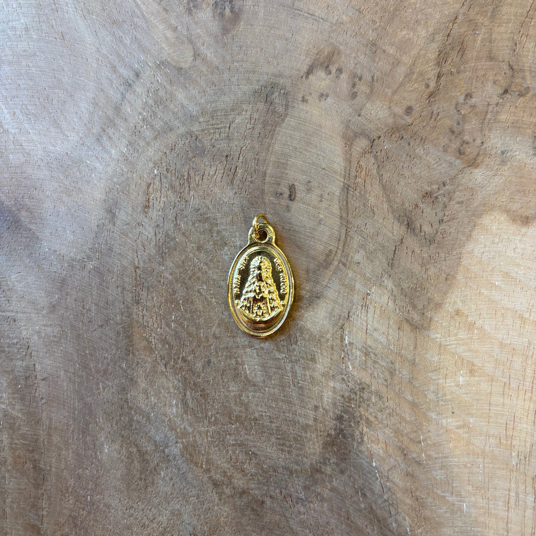 COLGANTE VIRGEN DEL ROCIO OVALADA