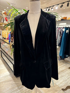 BLAZER DE TERCIOPELO CON SOLAPA NEGRO