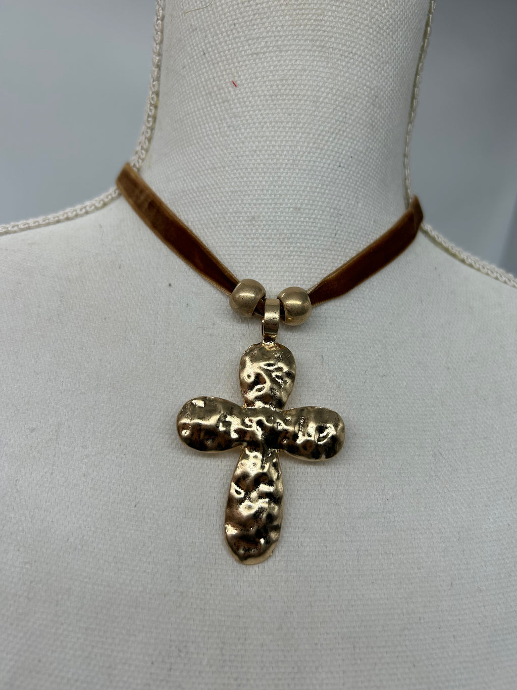 COLLAR CRUZ