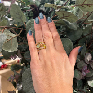 ANILLO TRES PIEDRAS COLORES