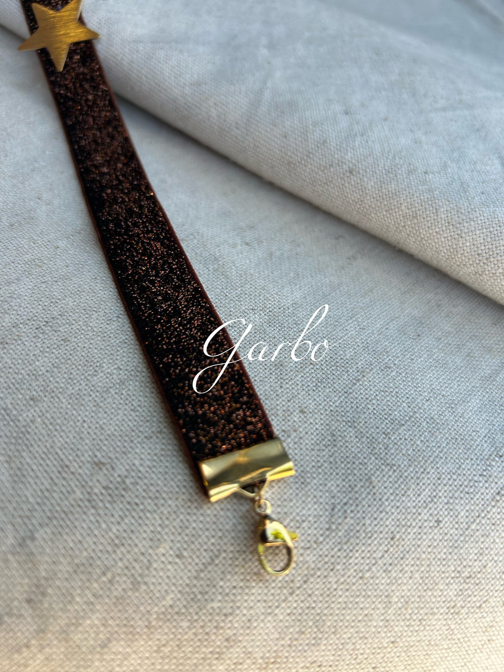 CHOCKER ESTRELLA