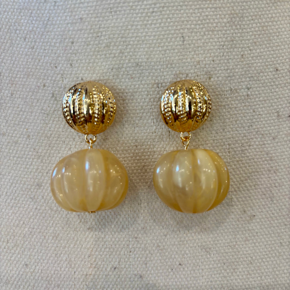 PENDIENTE CALABAZA BEIGE