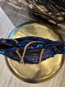 LIMOSNERA ESTAMPADA DE LENTEJUELAS TONOS AZULES