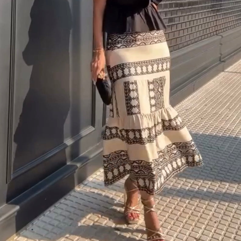 FALDA ÉTNICA CON VOLANTE BEIGE