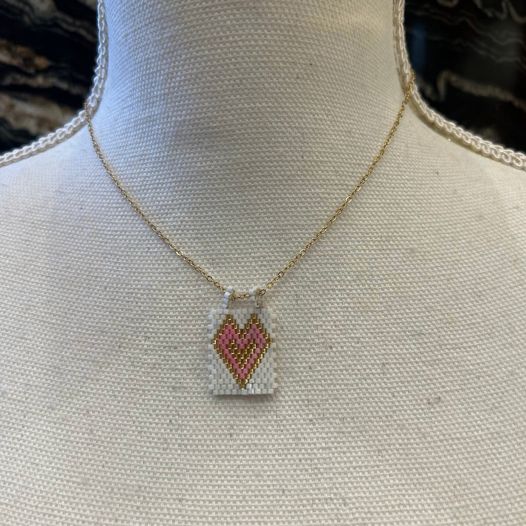 CADENA CORAZON ROSA
