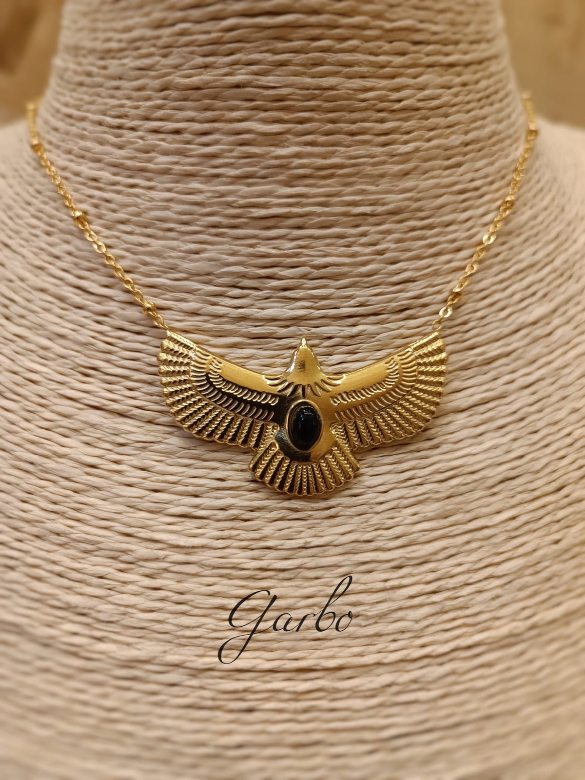 CADENA ÁGUILA NEGRA