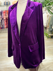 BLAZER DE TERCIOPELO SOLAPA MORADA