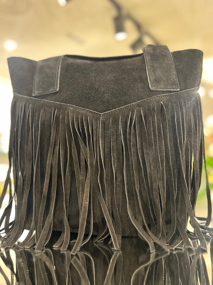 BOLSO DE PIEL DE ANTE NEGRO FLECOS