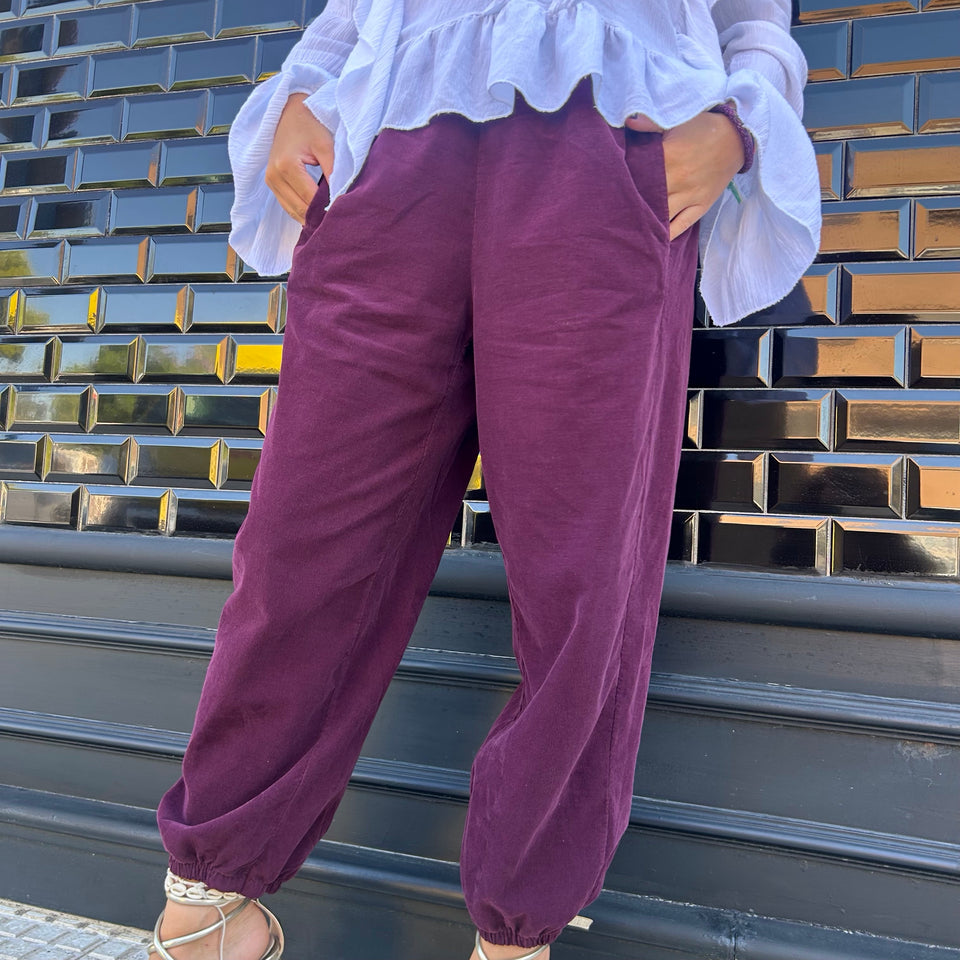 PANTALON BOMBACHO MICROPANA BURDEOS