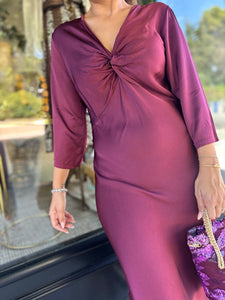 VESTIDO CON NUDO EN BUDEOS