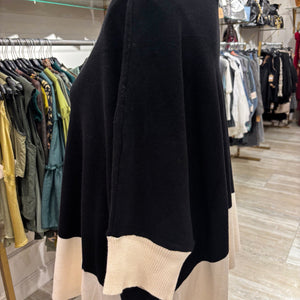 JERSEY AMPLIO NEGRO CON FRANJA BEIGE