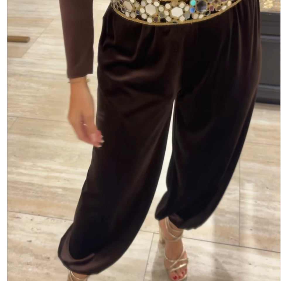 PANTALON MARRON DE TERCIOPELO BOMBACHO