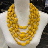 COLLAR CUENTAS DESIGUAL MOSTAZA
