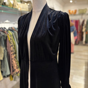 KIMONO DE TERCIOPELO CON MANGA FRUNCIDA NEGRO