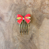 PEINECILLO LAZO ESMALTADO CORAL
