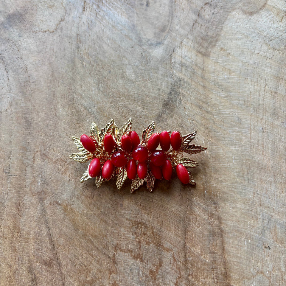 BROCHE GRANDE DORADO Y ROJO