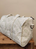 BOLSA MEDIANA ESTAMPADA FONDO BEIGE ESTAMPADO VERDE MENTA