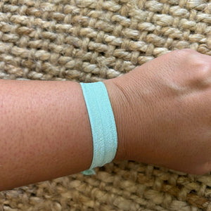 PULSERA DE TELA ELASTICA VERDE AGUA
