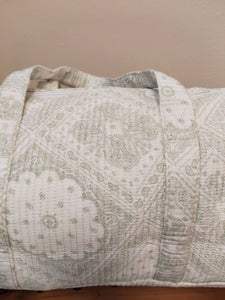 BOLSA MEDIANA ESTAMPADA FONDO BEIGE ESTAMPADO VERDE MENTA