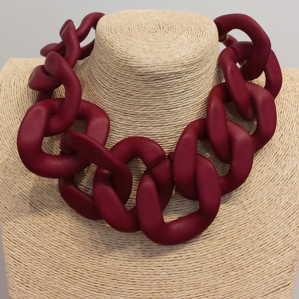 COLLAR ESLABONES BURDEOS