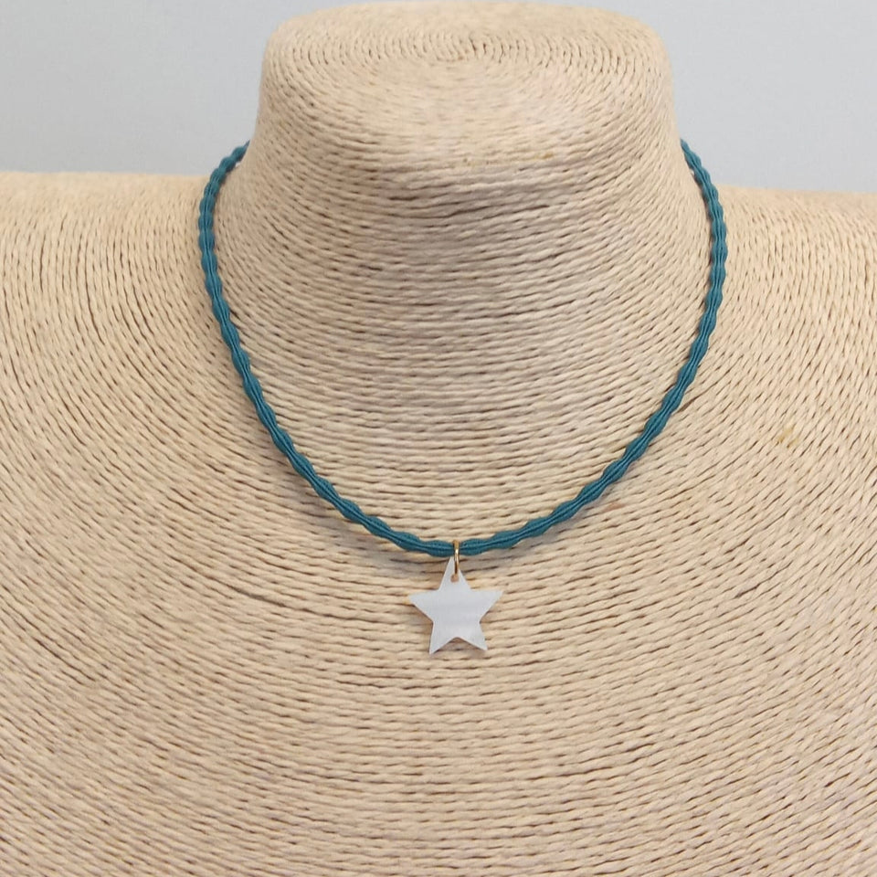 COLLAR ESTRELLA NACAR AZUL PETROLEO